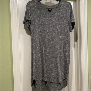 Women's Gray Short Sleeve Top